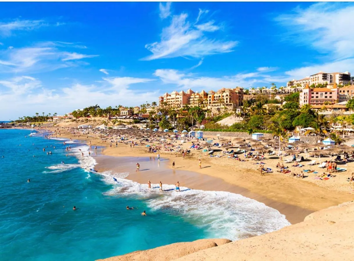 Casa Krisma, Fabulous Modern Spacious 2 bedrooms apartment, Remote Work, Fast WIFI, Parking&AC Costa Adeje  0*, Costa Adeje (Tenerife) España
