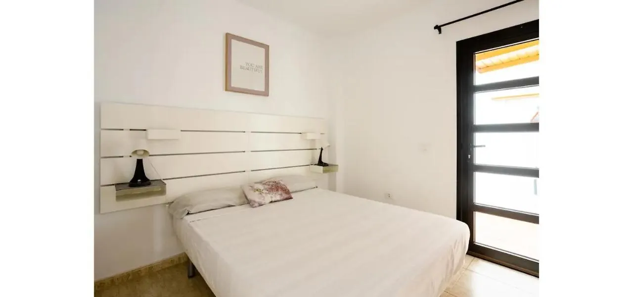 Casa Krisma, Fabulous Modern Spacious 2 bedrooms apartment, Remote Work, Fast WIFI, Parking&AC Costa Adeje  0*, Costa Adeje (Tenerife)