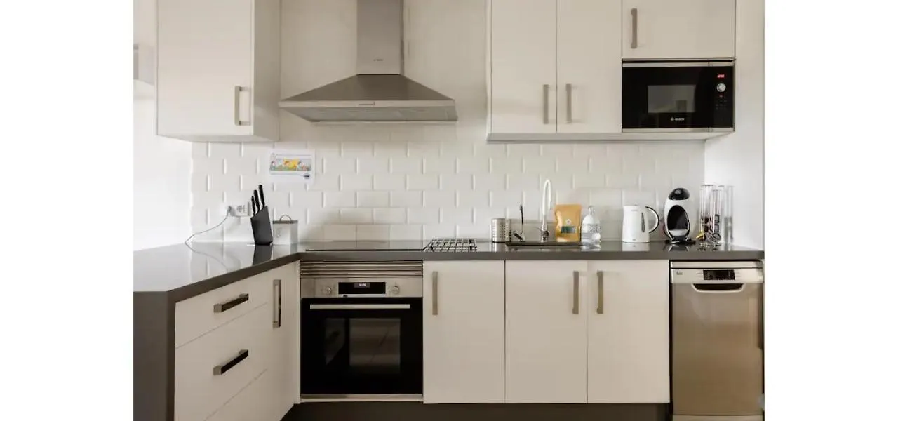 Casa Krisma, Fabulous Modern Spacious 2 Bedrooms Apartment, Remote Work, Fast Wifi, Parking And Ac Costa Adeje  Apartment Costa Adeje (Tenerife)